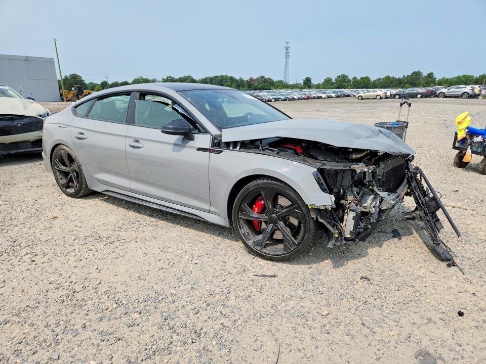 Photo 4 from auction – 2021 AUDI RS5 with VIN WUAAWCF5XMA902536