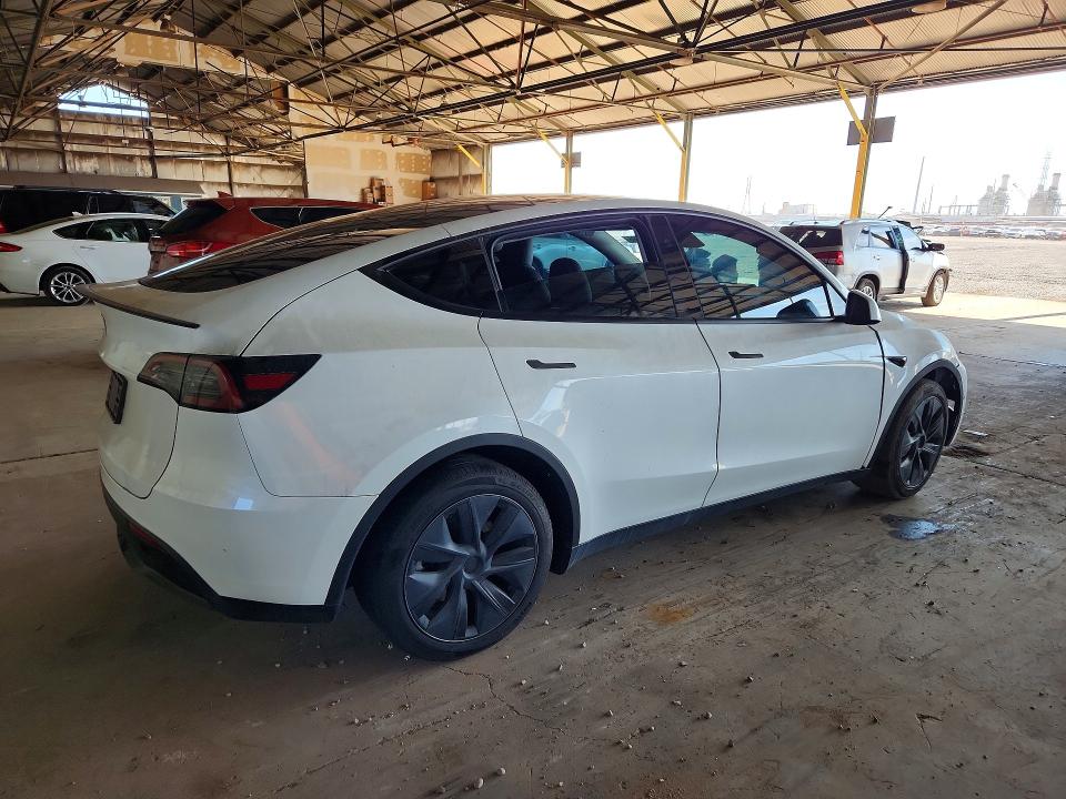 Photo 3 from auction – 2024 TESLA MODEL Y with VIN 7SAYGDED1RF193049