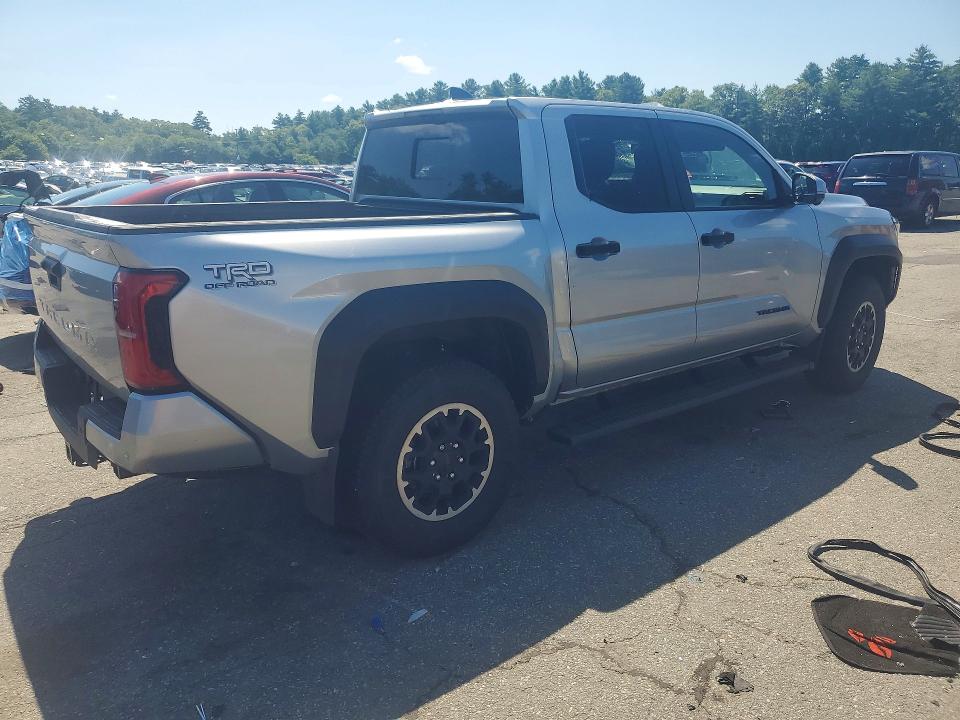Photo 3 from auction – 2024 TOYOTA TACOMA with VIN 3TMLB5JN8RM054543
