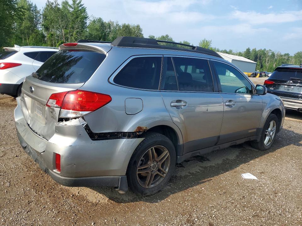 Photo 3 from auction – 2011 SUBARU OUTBACK with VIN 4S4BRJGC8B2401853