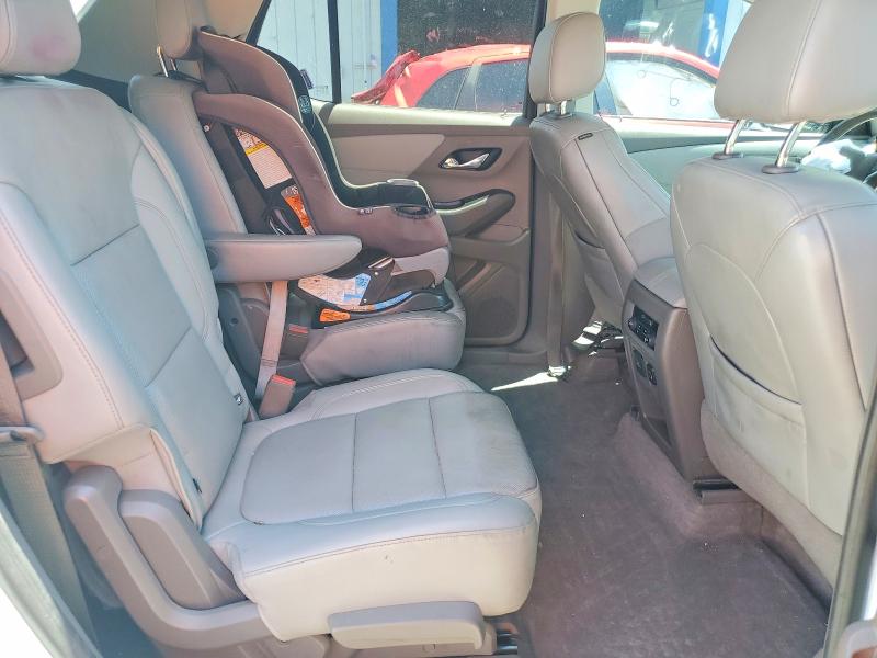 Photo 10 from auction – 2018 CHEVROLET TRAVERSE with VIN 1GNERKKW4JJ126227