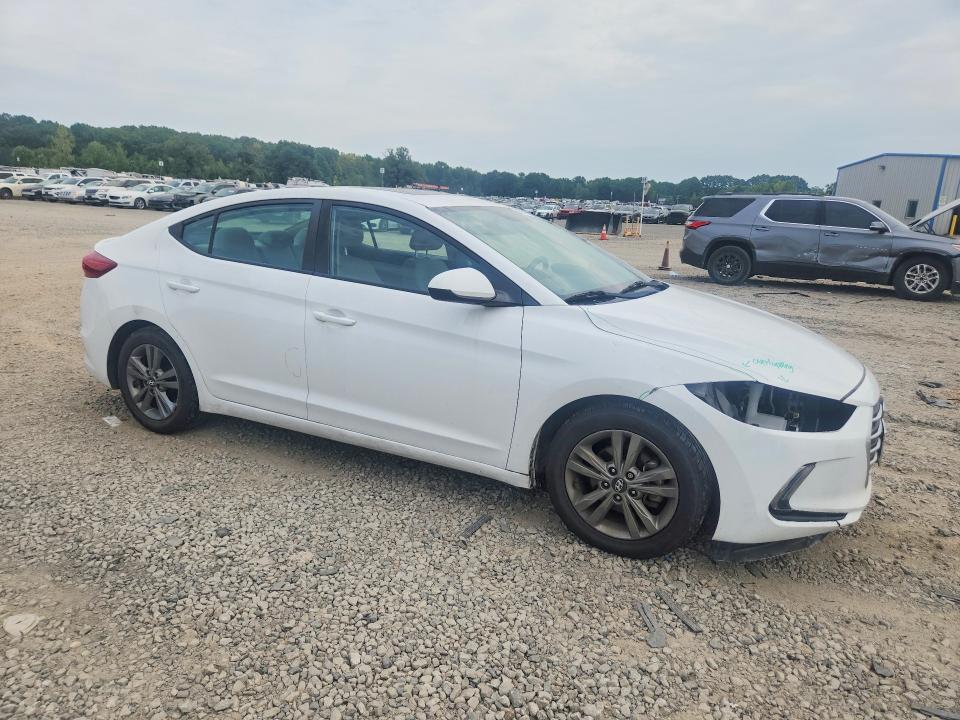 Photo 4 from auction – 2017 HYUNDAI ELANTRA with VIN 5NPD84LF6HH205693