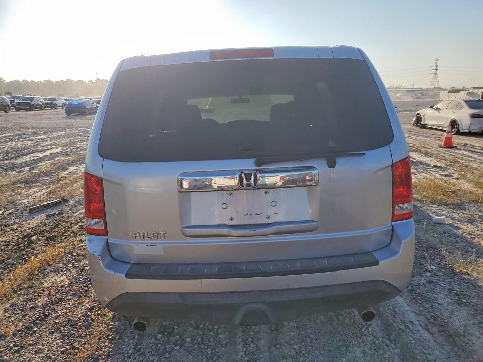 Photo 6 from auction – 2012 HONDA PILOT with VIN 5FNYF3H29CB009567