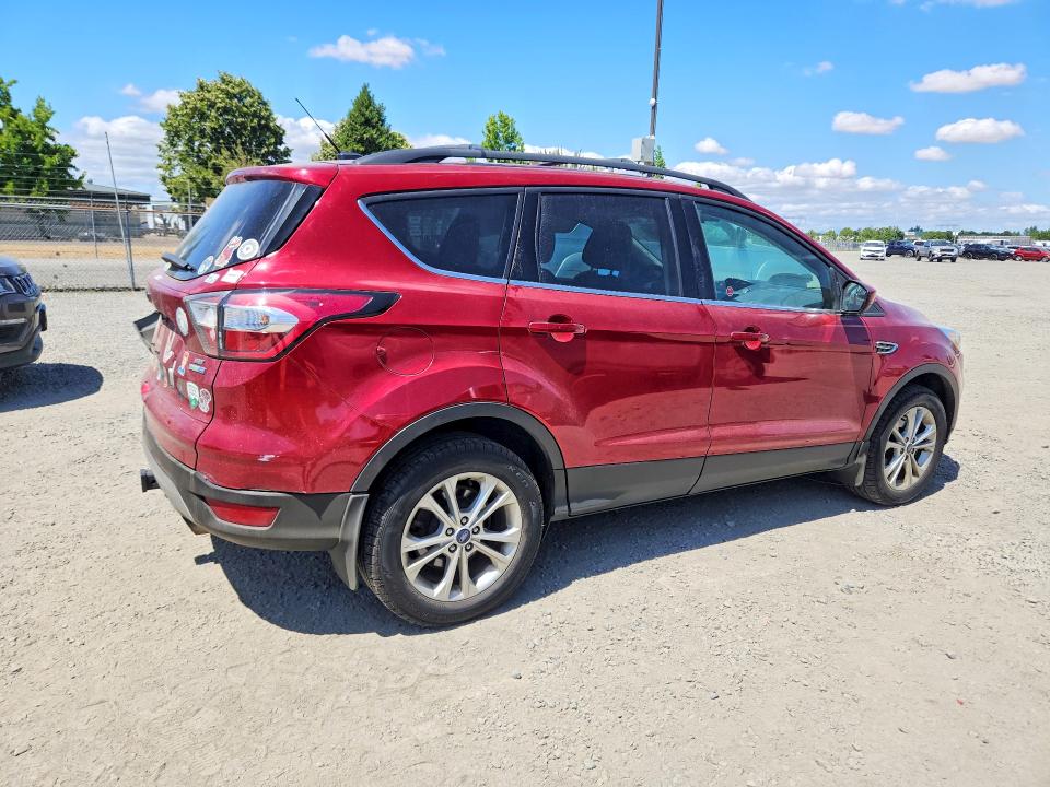 Photo 3 from auction – 2017 FORD ESCAPE with VIN 1FMCU9GD5HUA85805