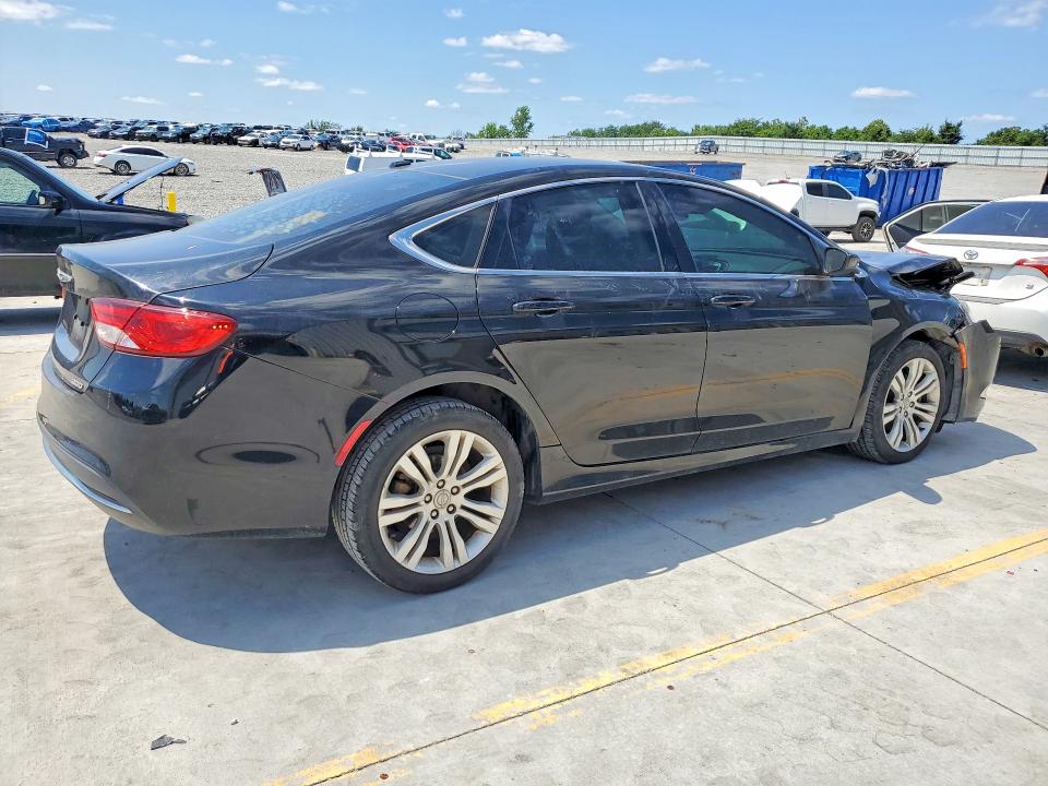 Photo 3 from auction – 2015 CHRYSLER 200 with VIN 1C3CCCABXFN552370