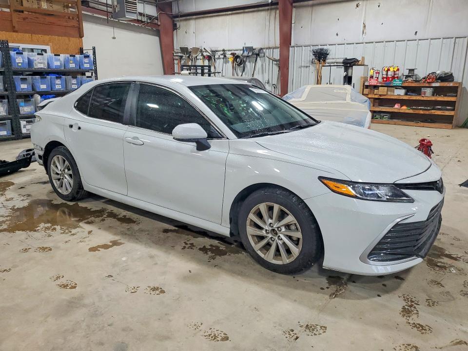 Photo 4 from auction – 2023 TOYOTA CAMRY with VIN 4T1C11AK1PU129072