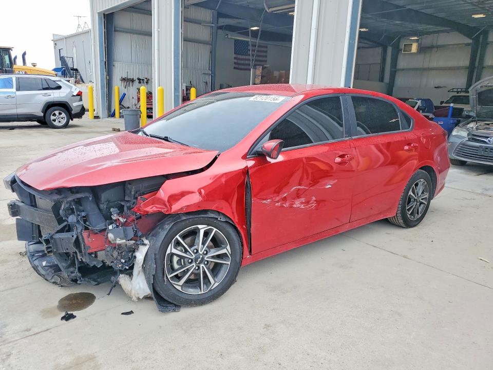 KIA FORTE 2023 with VIN 3KPF24AD4PE624611 - Photo from auction