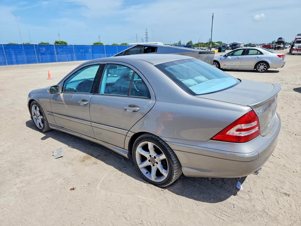 Photo 2 from auction – 2007 MERCEDES-BENZ C with VIN WDBRF52H77F932482