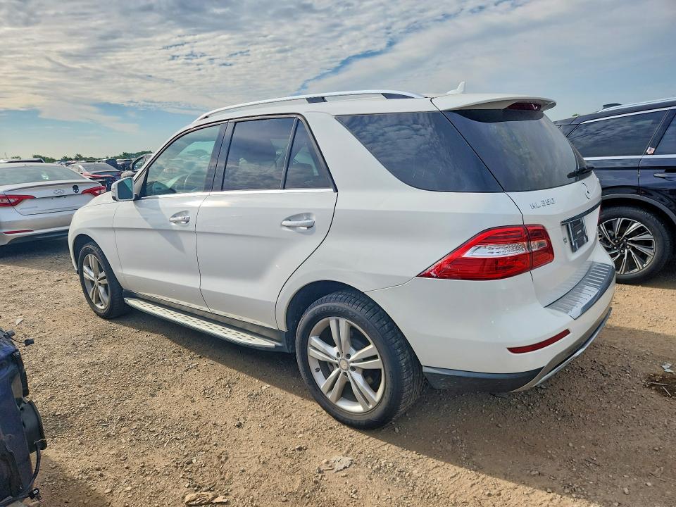 Photo 2 from auction – 2014 MERCEDES-BENZ ML with VIN 4JGDA5HB3EA432693