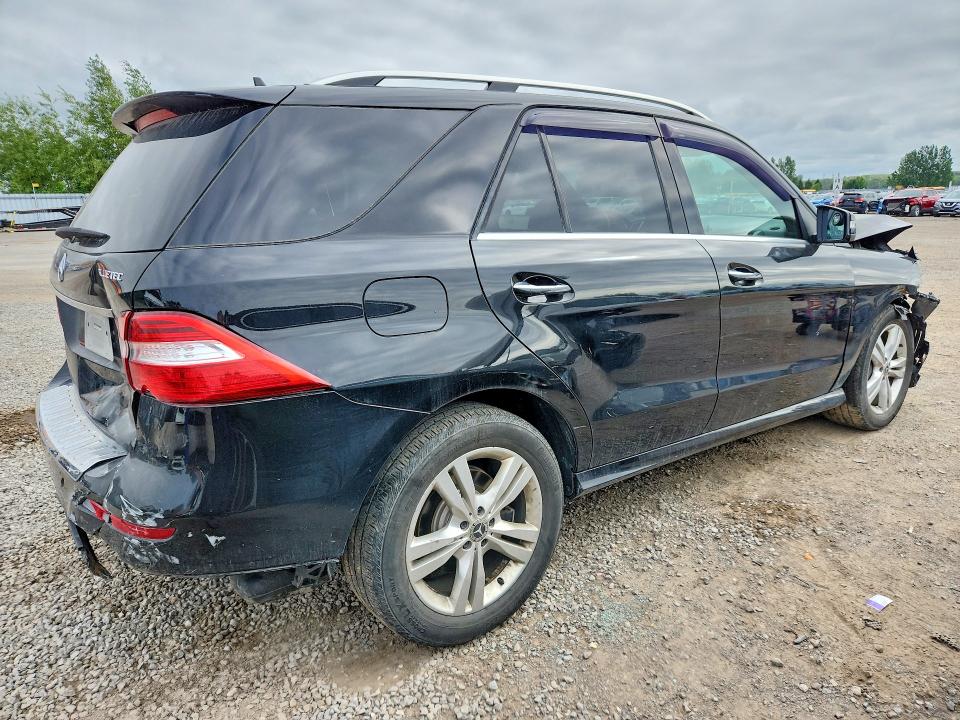Photo 3 from auction – 2015 MERCEDES-BENZ ML with VIN 4JGDA2EB5FA505325