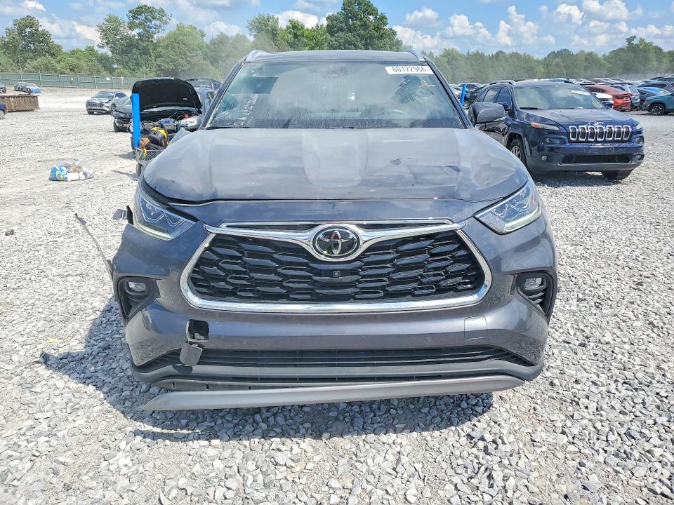 Photo 5 from auction – 2024 TOYOTA HIGHLANDER with VIN 5TDKDRBH7RS573217