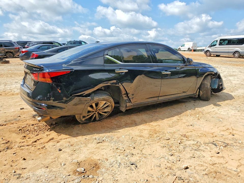 Photo 3 from auction – 2020 NISSAN ALTIMA with VIN 1N4BL4FV4LC194678