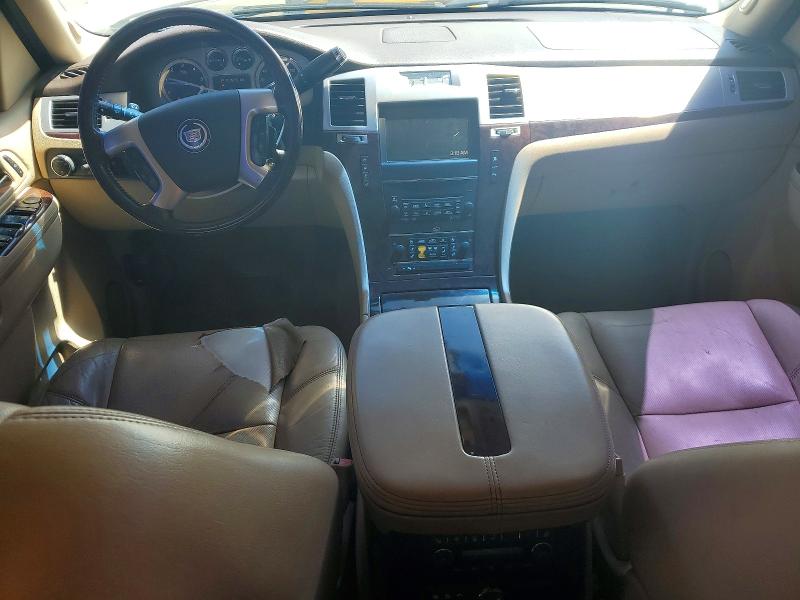 صورة رقم 8 من المزاد - 2011 CADILLAC ESCALADE مع VIN 1GYS4BEF7BR254979