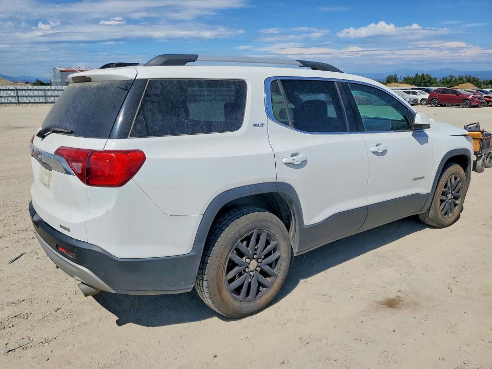 صورة رقم 3 من المزاد - 2018 GMC ACADIA مع VIN 1GKKNULS3JZ174757