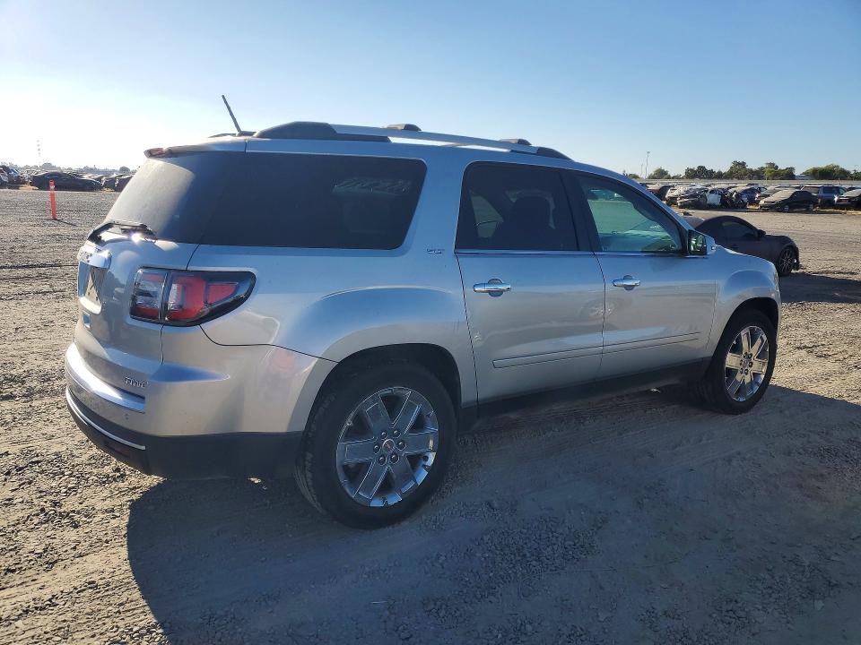 Photo 3 from auction – 2017 GMC ACADIA with VIN 1GKKVSKD1HJ136489