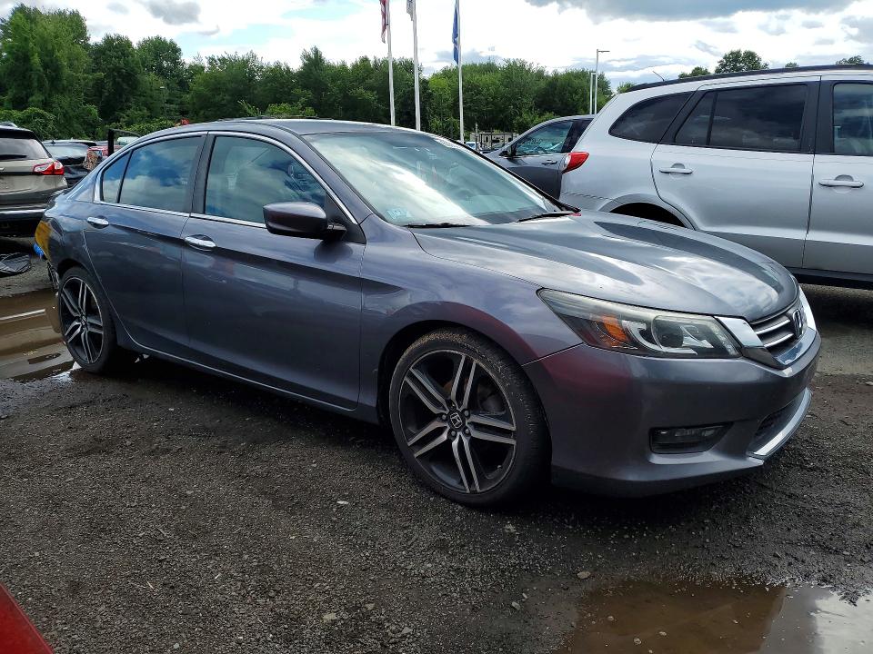 Photo 4 from auction – 2014 HONDA ACCORD with VIN 1HGCR2F39EA270041