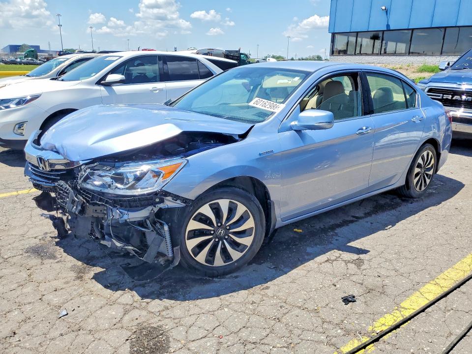 Photo 1 from auction – 2017 HONDA ACCORD with VIN JHMCR6F38HC023011