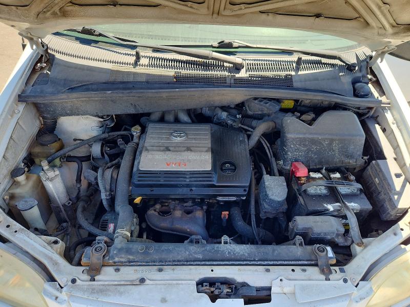 Photo 12 from auction – 2003 TOYOTA SIENNA with VIN 4T3ZF19C73U526490