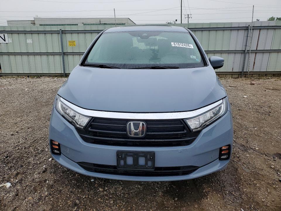 Photo 5 from auction – 2023 HONDA ODYSSEY with VIN 5FNRL6H82PB070333