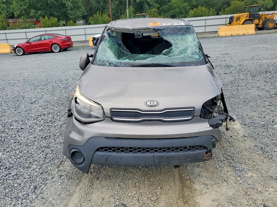 Photo 5 from auction – 2017 KIA SOUL with VIN KNDJN2A24H7490396