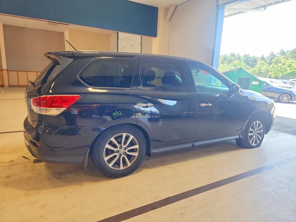 Photo 3 from auction – 2014 NISSAN PATHFINDER with VIN 5N1AR2MM6EC685495