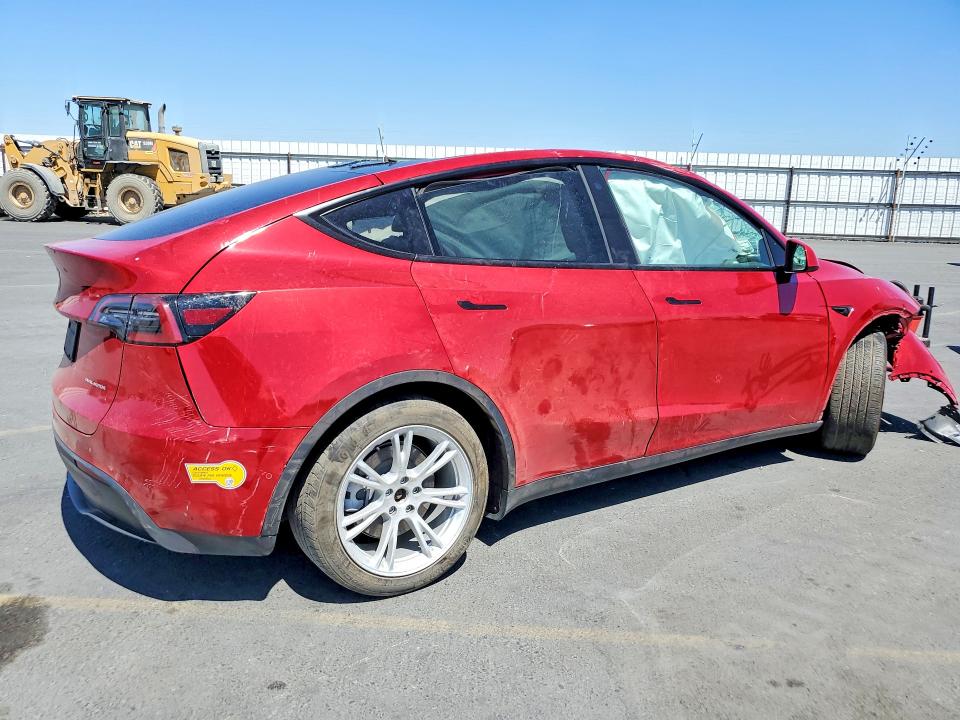 Photo 3 from auction – 2022 TESLA MODEL Y with VIN 7SAYGAEE0NF324408