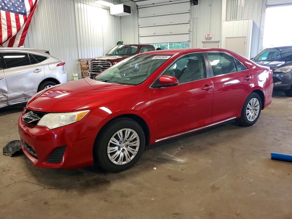 TOYOTA CAMRY 2014 with VIN 4T1BF1FK8EU812373 - Photo from auction