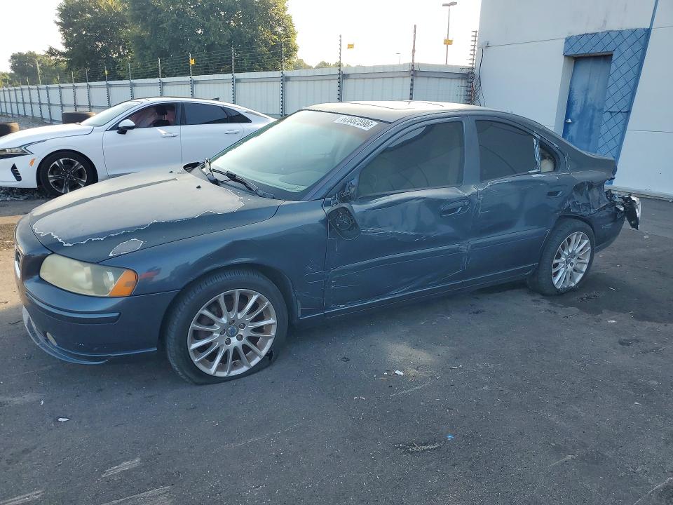 VOLVO S60 2008 with VIN YV1RS592782685465 - Photo from auction