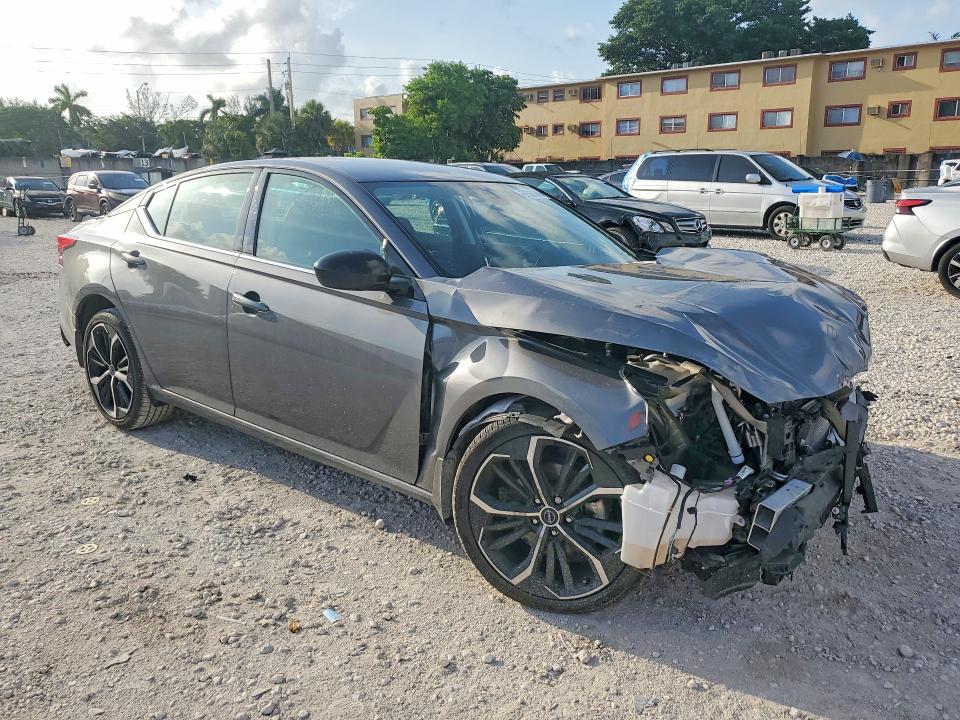 Photo 4 from auction – 2025 NISSAN ALTIMA with VIN 1N4BL4CV4SN313921