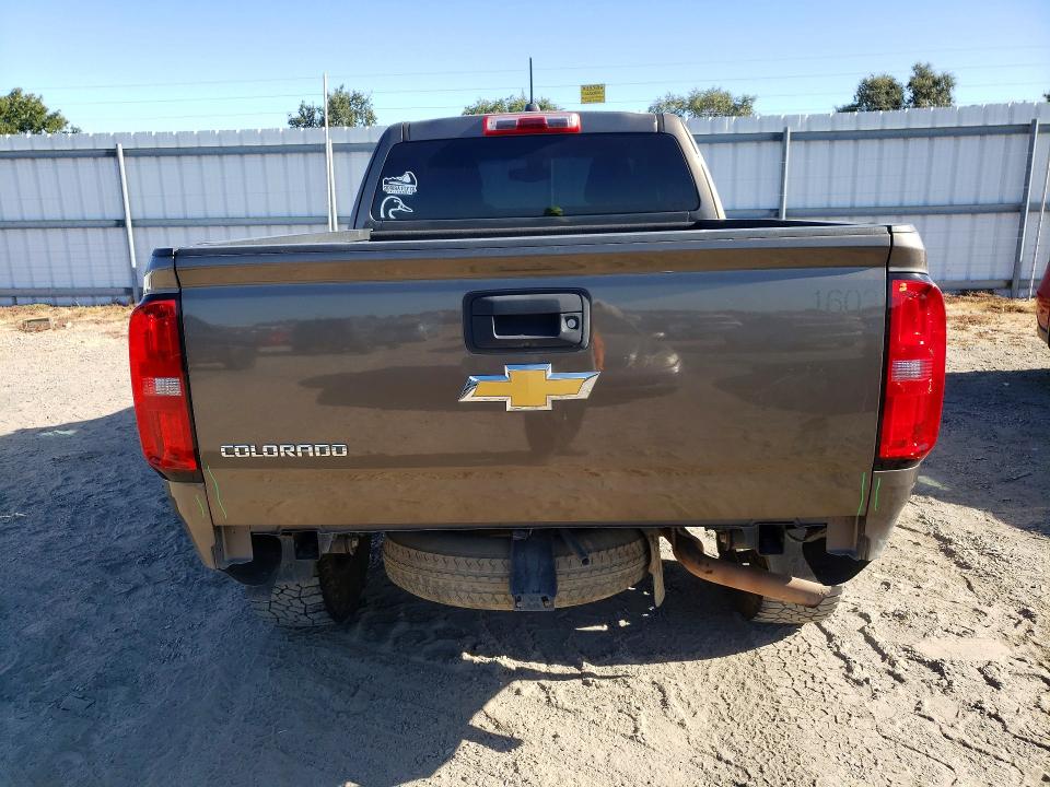 Photo 6 from auction – 2015 CHEVROLET COLORADO with VIN 1GCHTAEA9F1191387