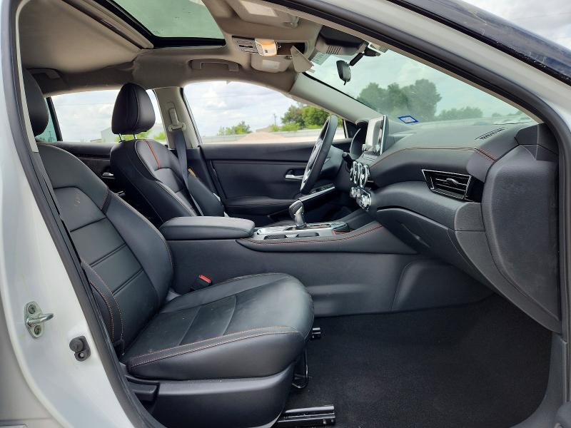 Photo 7 from auction – 2024 NISSAN SENTRA with VIN 3N1AB8DV1RY310182