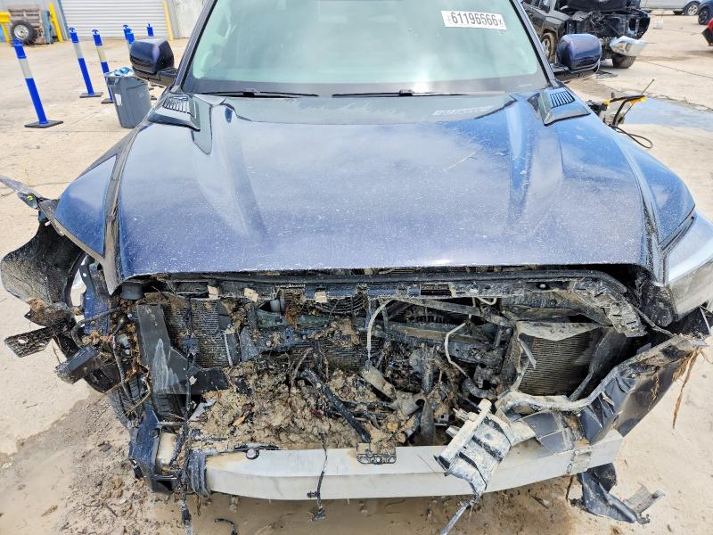 Photo 11 from auction – 2024 TOYOTA TUNDRA with VIN 5TFJC5EC7RX006779