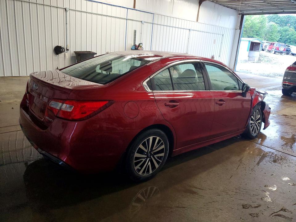Photo 3 from auction – 2018 SUBARU LEGACY with VIN 4S3BNAB67J3004967