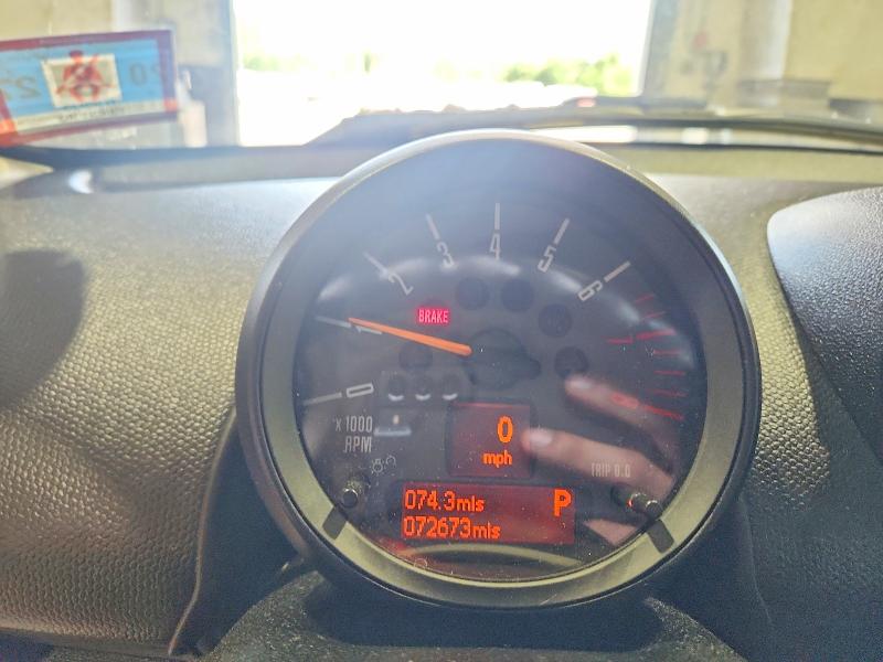 Photo 9 from auction – 2016 MINI COOPER with VIN WMWZC5C5XGWU00526