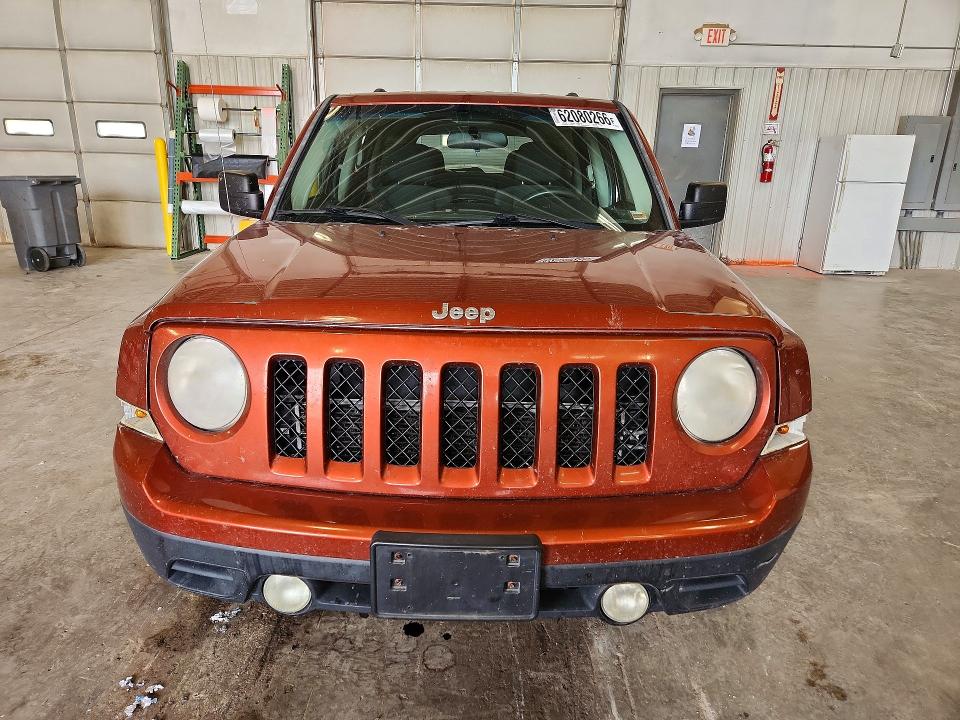 Photo 5 from auction – 2012 JEEP PATRIOT with VIN 1C4NJPBB2CD613647