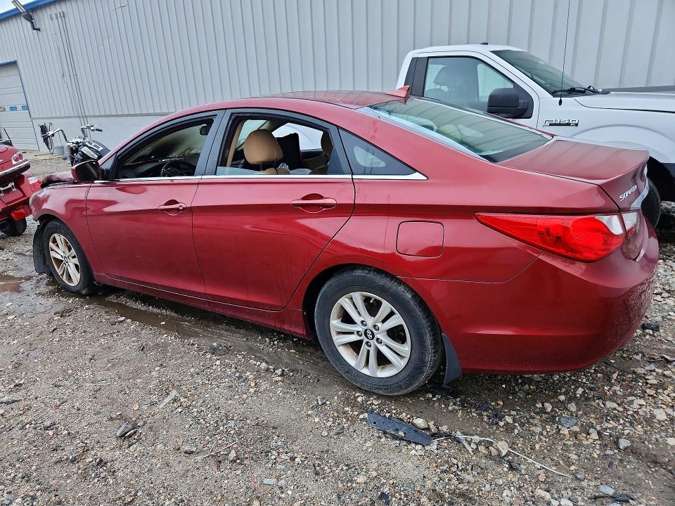 Photo 2 from auction – 2013 HYUNDAI SONATA with VIN 5NPEB4AC3DH639336