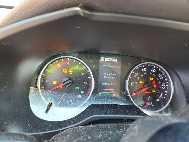 Photo 9 from auction – 2021 TOYOTA RAV4 with VIN 2T3P1RFV3MC170892