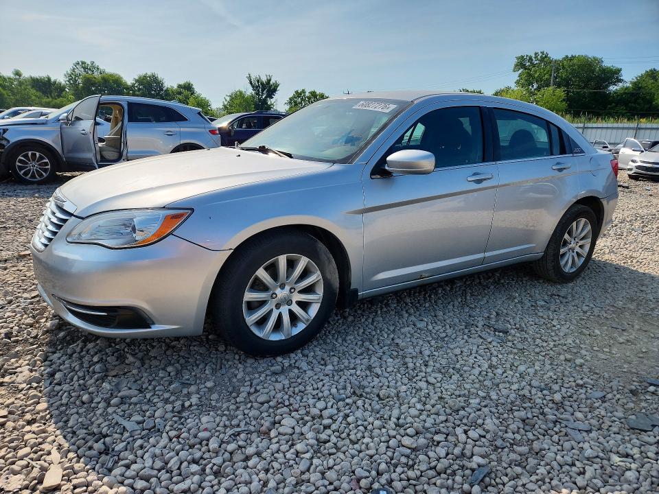 CHRYSLER 200 2012 with VIN 1C3CCBBB7CN175887 - Photo from auction