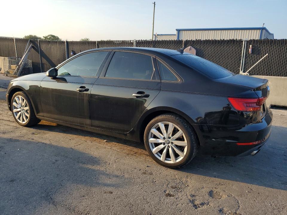Photo 2 from auction – 2017 AUDI A4 with VIN WAUANAF40HN007631