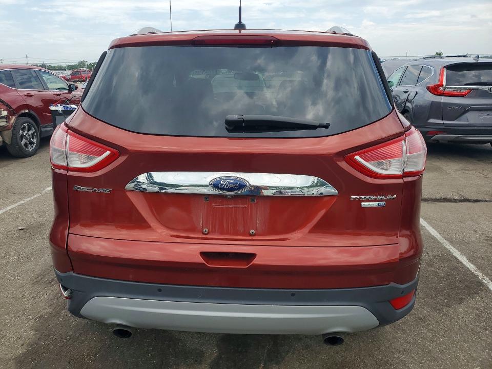 Photo 6 from auction – 2015 FORD ESCAPE with VIN 1FMCU9JX2FUA23813