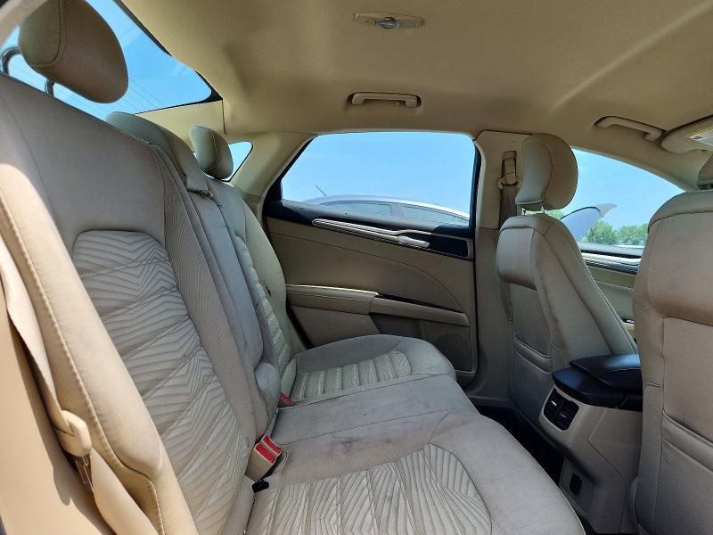 Снимка 10 от търг – 2016 FORD FUSION с VIN 3FA6P0HD4GR226281