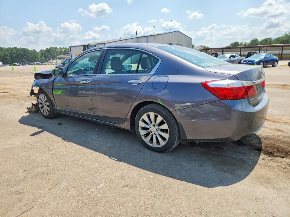 Photo 2 from auction – 2015 HONDA ACCORD with VIN 1HGCR2F88FA126834