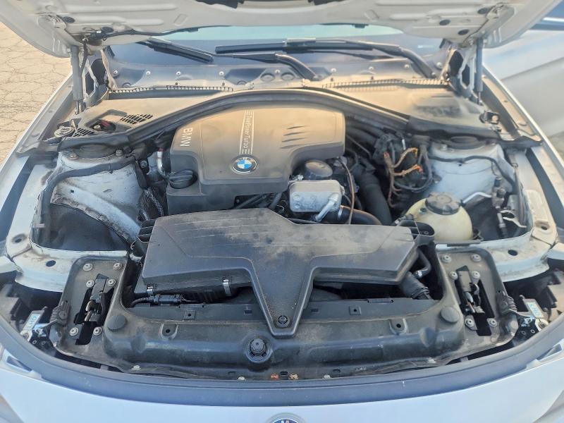 Photo 11 from auction – 2014 BMW 328 with VIN WBA3B5G51ENS06604