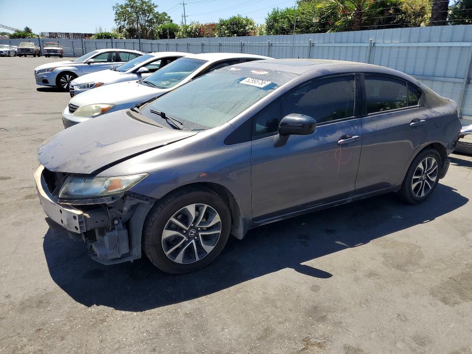 HONDA CIVIC 2015 with VIN 19XFB2F8XFE271421 - Photo from auction