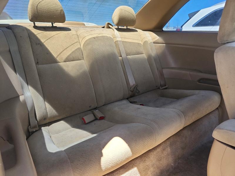 Foto 10 de la subasta – 2005 HONDA CIVIC con VIN 1HGEM22975L003129