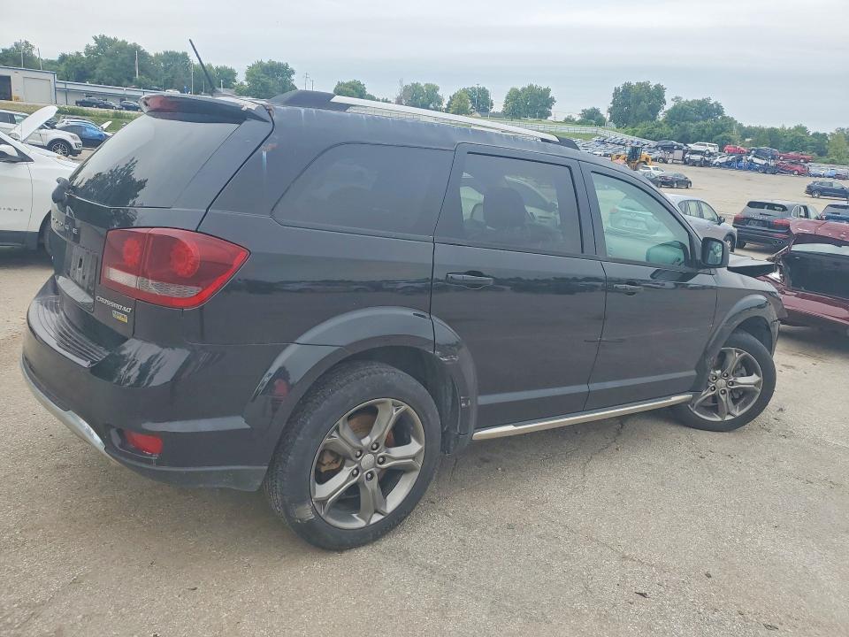 Photo 3 from auction – 2017 DODGE JOURNEY with VIN 3C4PDCGG5HT572347