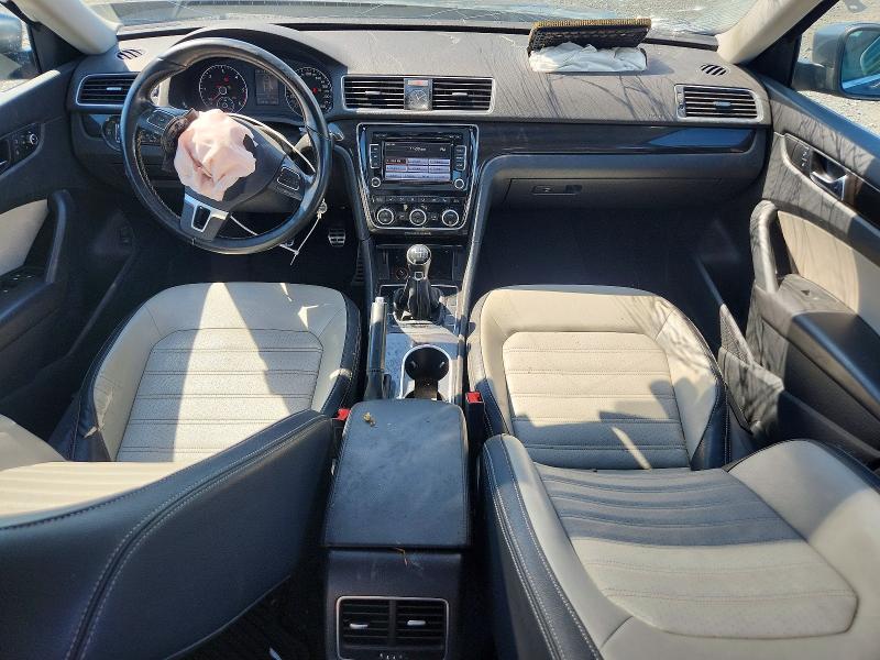 Photo 8 from auction – 2015 VOLKSWAGEN PASSAT with VIN 1VWBV7A31FC022850