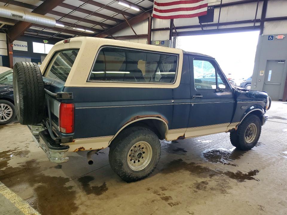 Photo 3 from auction – 1993 FORD BRONCO with VIN 1FMEU15NXPLA40353