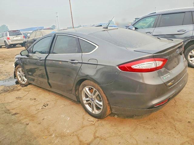 Photo 2 from auction – 2016 FORD FUSION with VIN 3FA6P0SU7GR142514