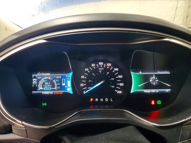 Photo 9 from auction – 2017 FORD FUSION with VIN 3FA6P0PU6HR390036